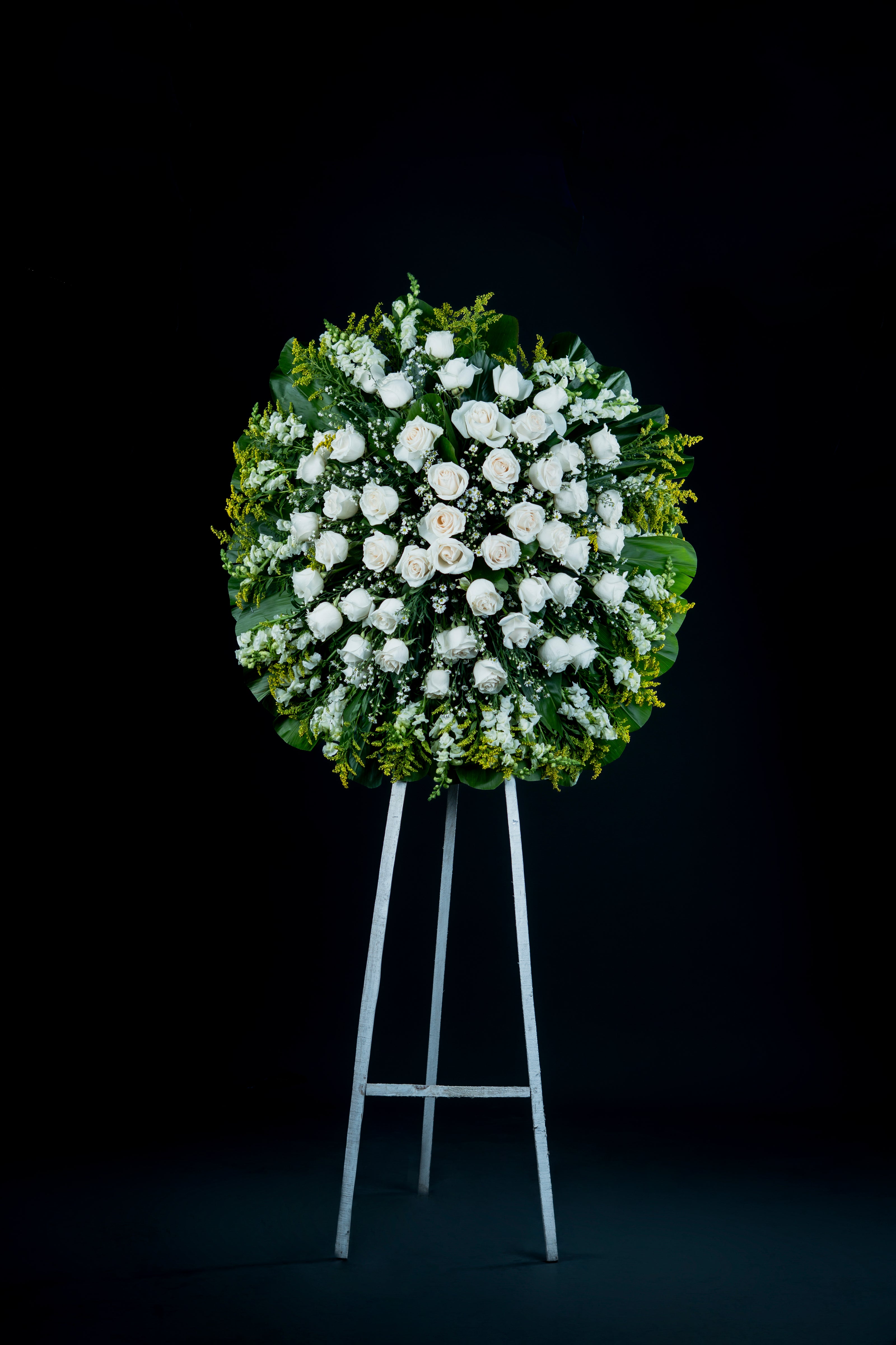 Corona de Rosas Blancas