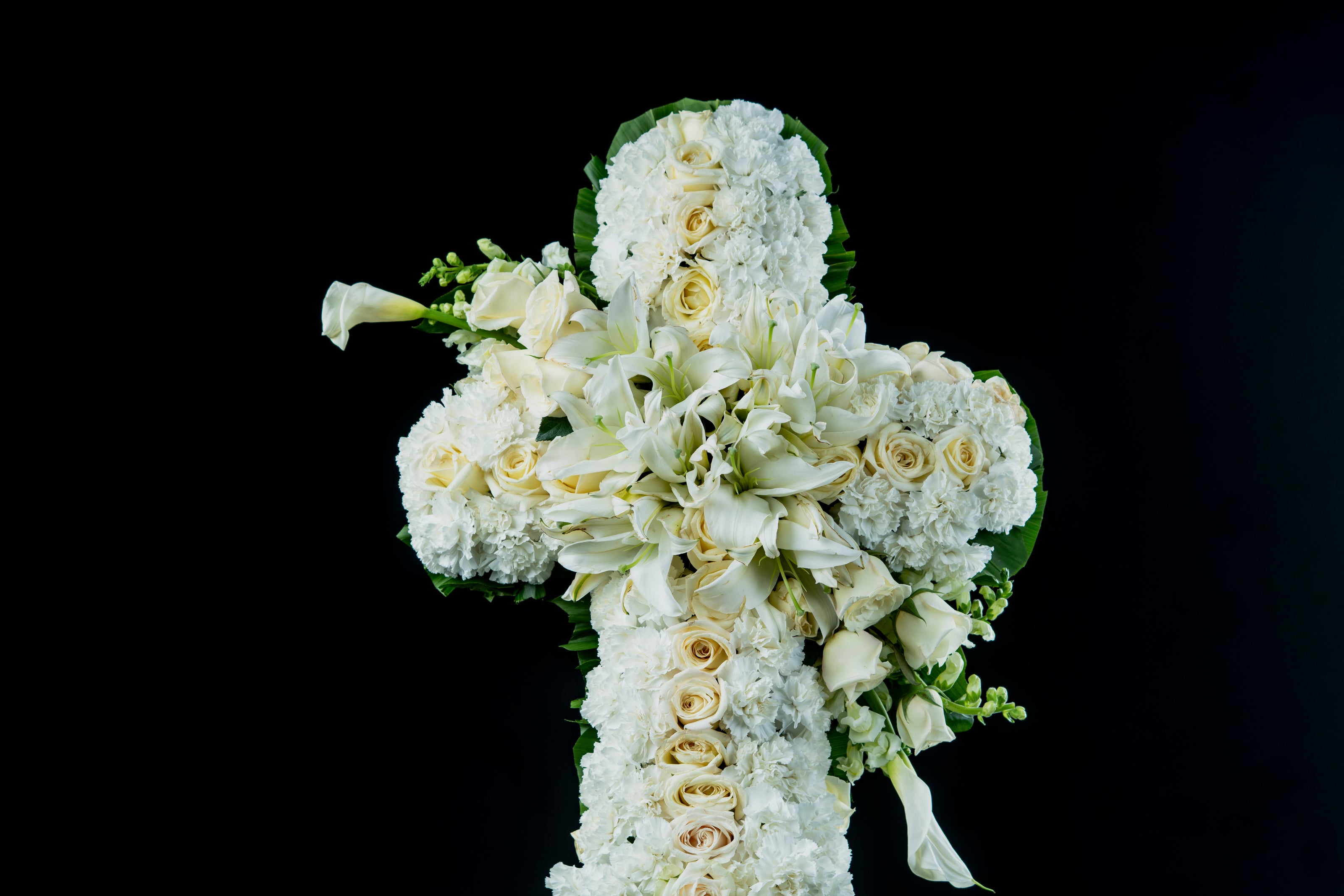 Cruz de Rosas y Lirios – Luz Eterna