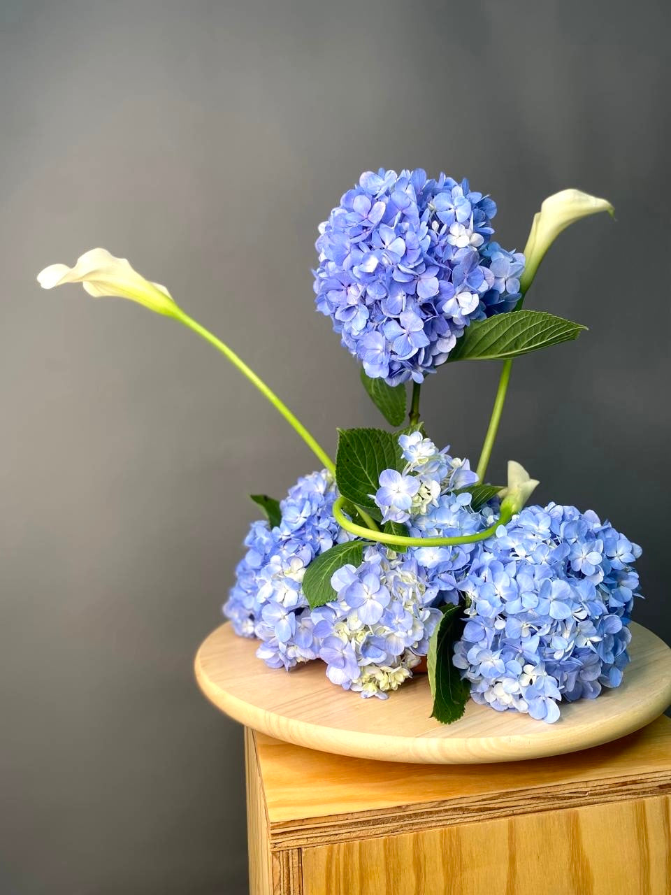 Sólo Calas y Hortensias - Centro de Mesa