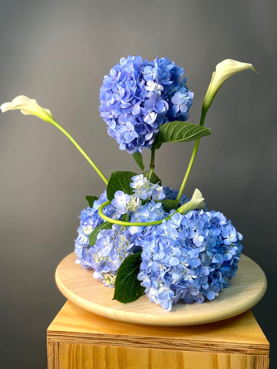 Sólo Calas y Hortensias - Centro de Mesa