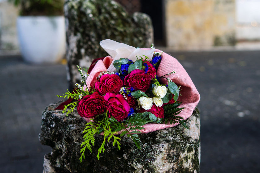 Eternal Love Bouquet - Rosa