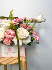 Floral Box de Rosas y Claveles