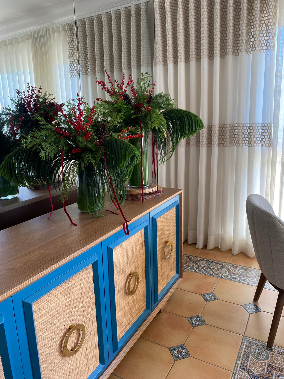 Servicio de Arreglo Natural en Mix de Pinos (Con Vase de Cliente)