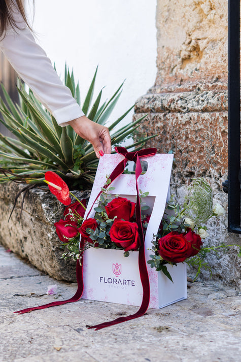 Love Box Deluxe - 18 Rosas