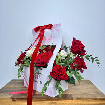 Love Box Deluxe - 18 Rosas